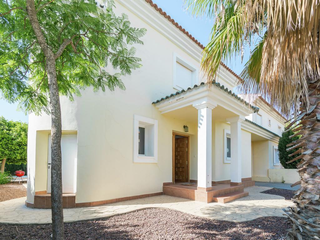 Belvilla By Oyo Villa Mosa Claire Banos y Mendigo Екстериор снимка