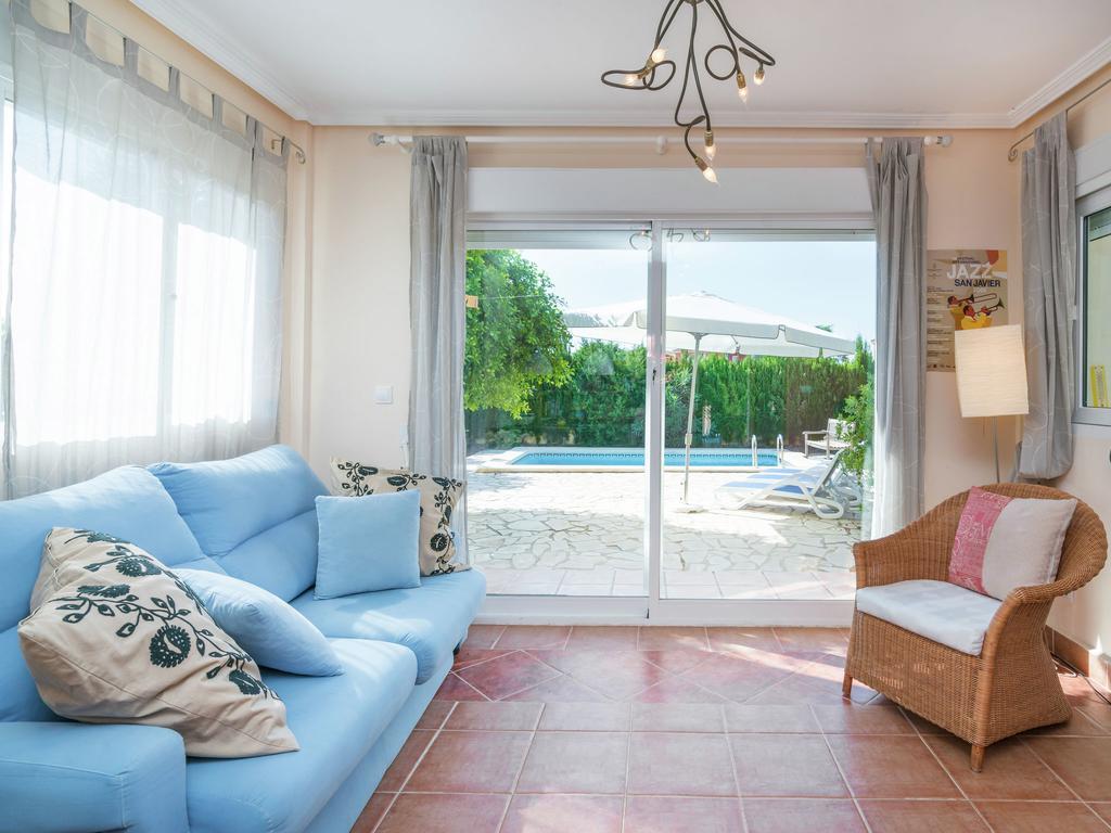 Belvilla By Oyo Villa Mosa Claire Banos y Mendigo Екстериор снимка